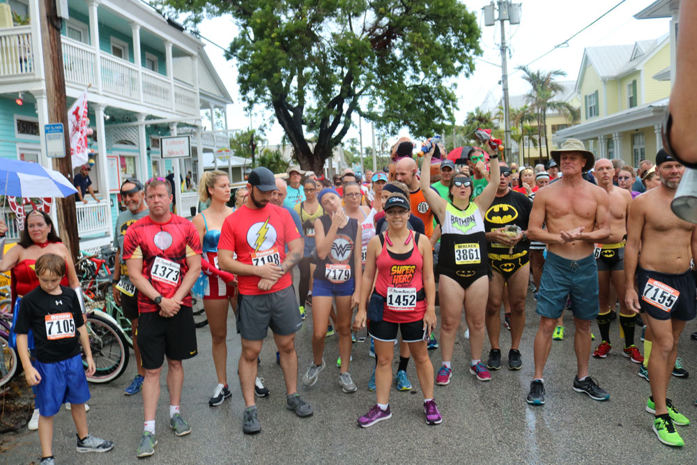 Heroes and Villains 5K 2017 photo - Duval Street, Key West
